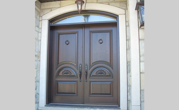 Porte d'entrée en bois Bourassa