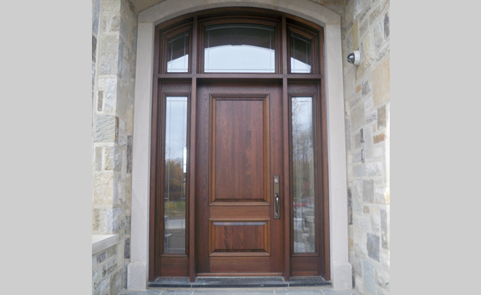 Porte d'entrée en bois Bourassa